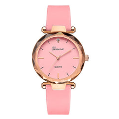 2019 Geneva Fashion Luxury Brand Women Watch Silicone Strap Simple Pin Buckle Ladies Clock Quartz Wrist Watches relogio feminino